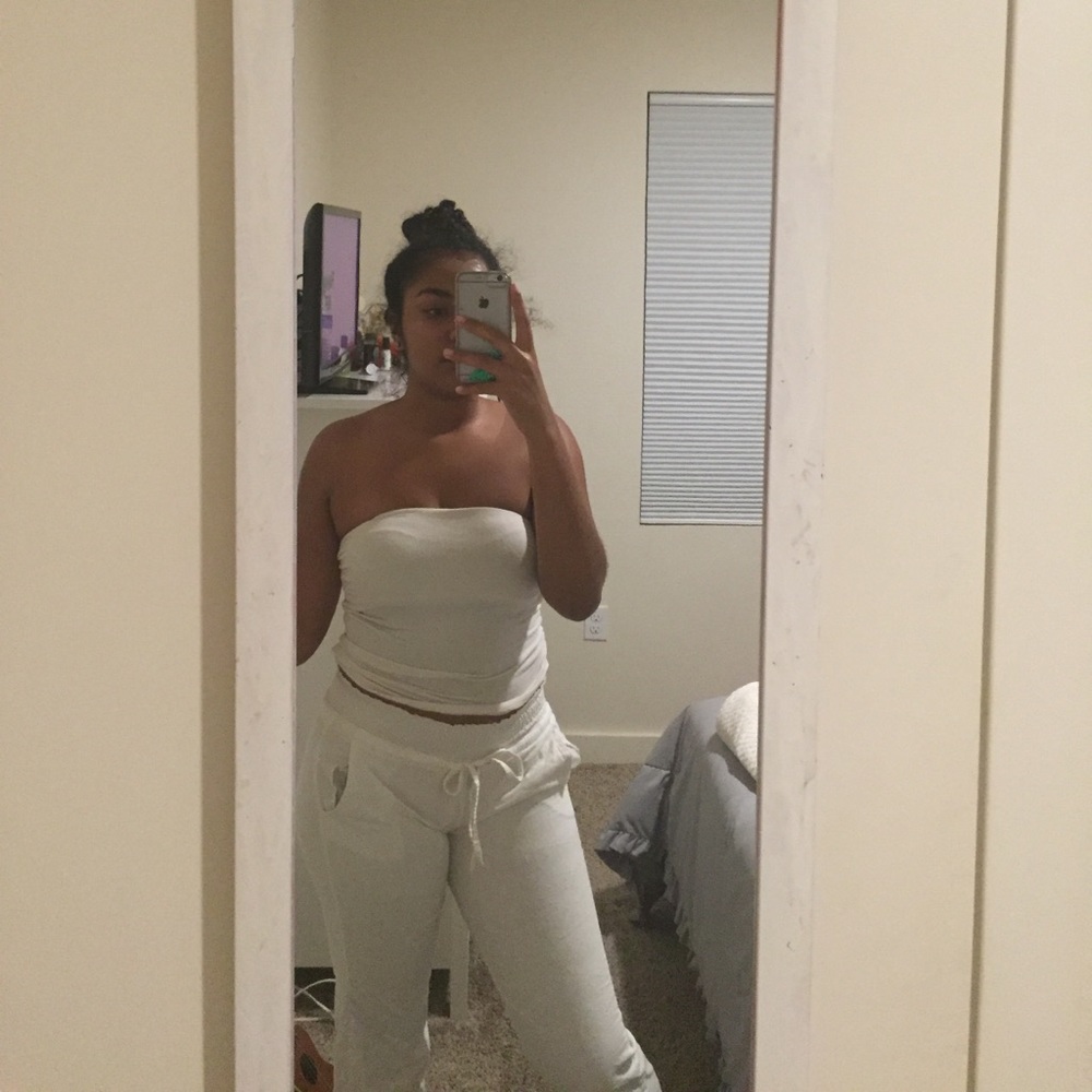 White flowy pants